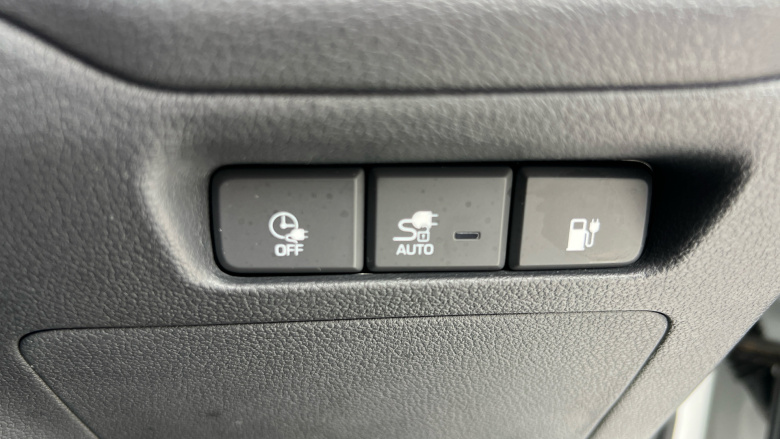 Hyundai IONIQ 88kW Electric Premium 28kWh 5dr Auto Electric Hatchback